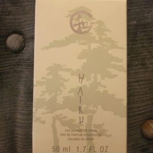 NWT Avon Haiku Perfume
